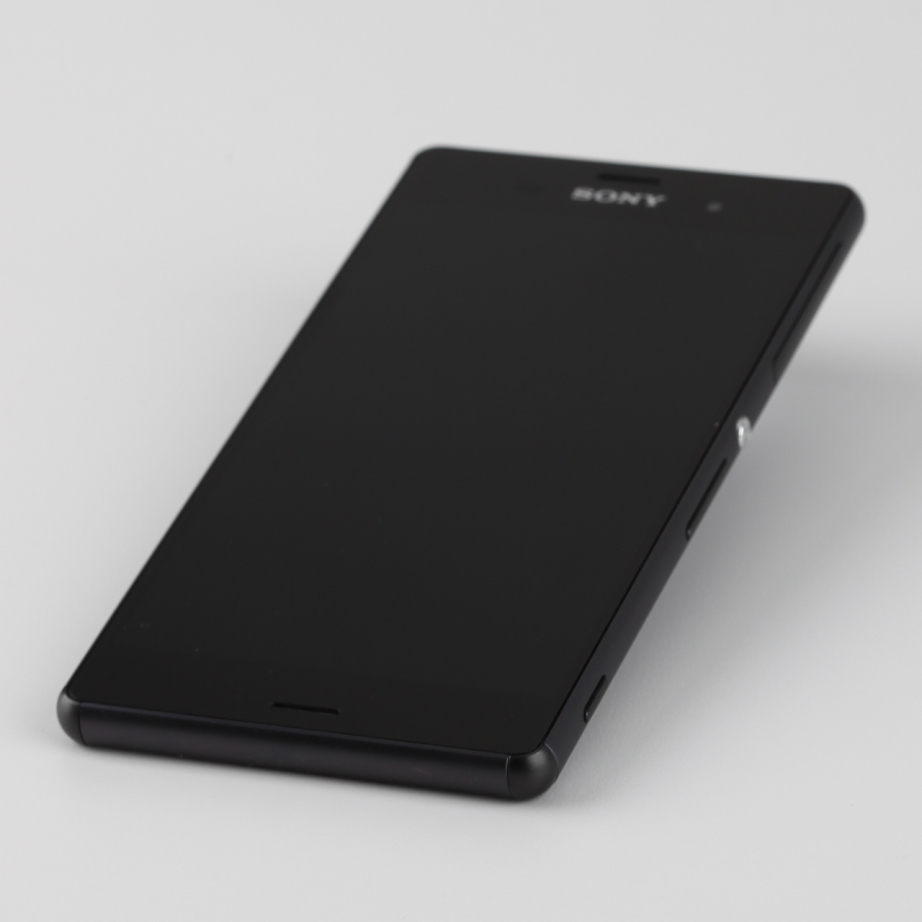 sony-xperia-z3-hands-on-pic1.jpg