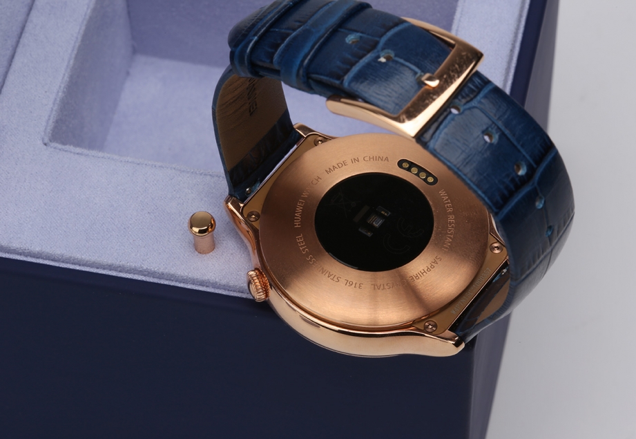 huawei-watch-for-ladies-hands-on-pic6.jpg