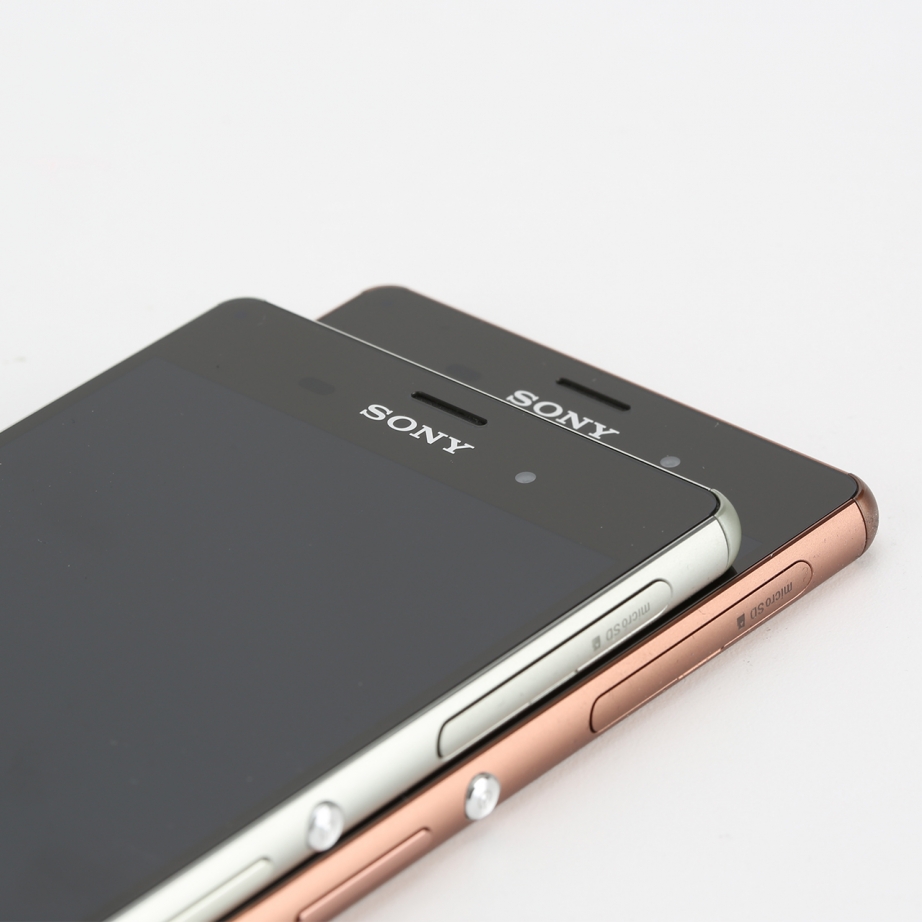 sony-xperia-z3-silver-green-hands-on-pic8.jpg