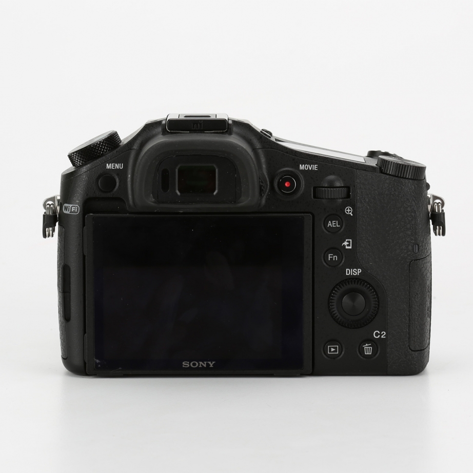 sony-rx10-2-unboxing-pic5.jpg