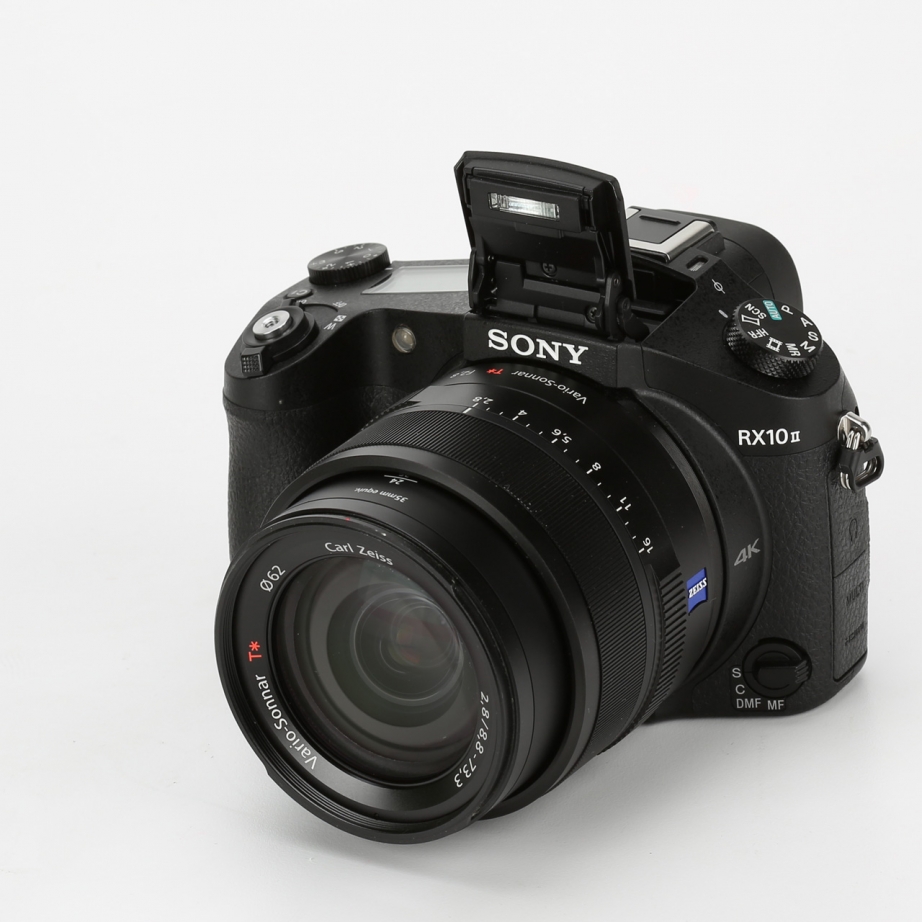 sony-rx10-2-unboxing-pic6.jpg