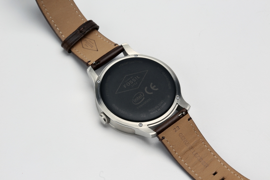 fossil-q-founder-unboxing-pic7.jpg