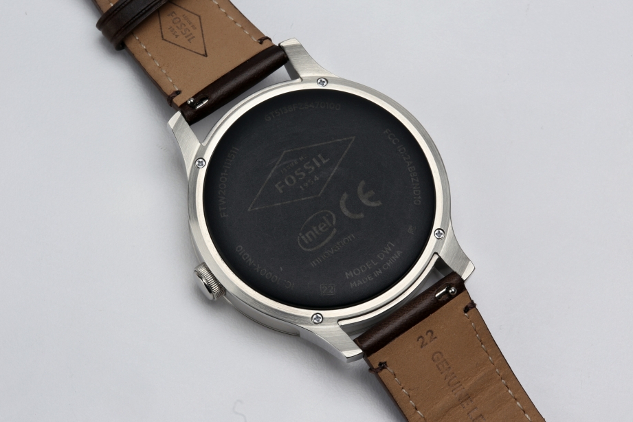 fossil-q-founder-unboxing-pic6.jpg