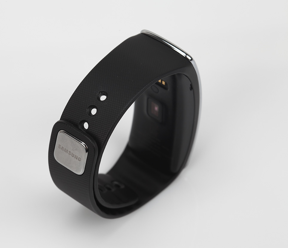 samsung-gear-fit-review-pic3.jpg