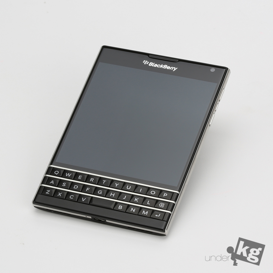 blackberry-passport-review-pic1.jpg
