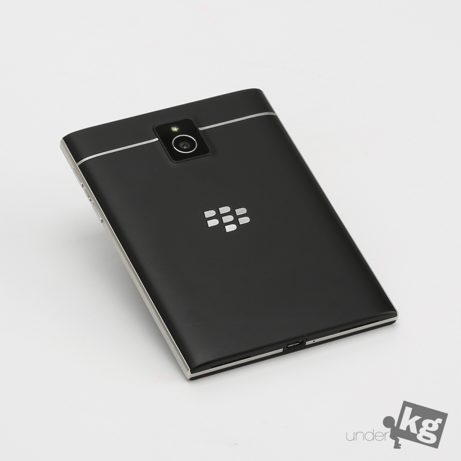 blackberry-passport-review-pic2.jpg