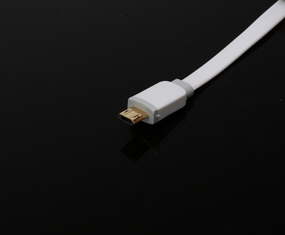 lightors-riversible-micro-usb-cable-preview-pic3.jpg