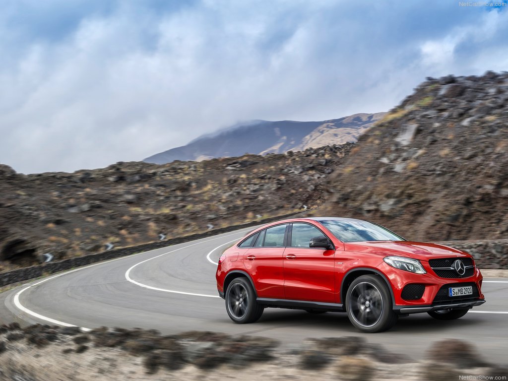 Mercedes-Benz-GLE450_AMG_Coupe_2016_1024x768_wallpaper_06[1].jpg