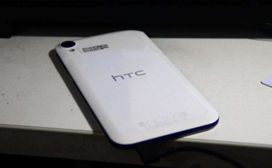 Leaked-images-of-the-HTC-Desire-830 (4).jpg