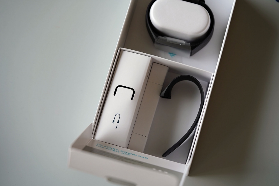 fitbit-charge-3-unboxing-pic5.jpg