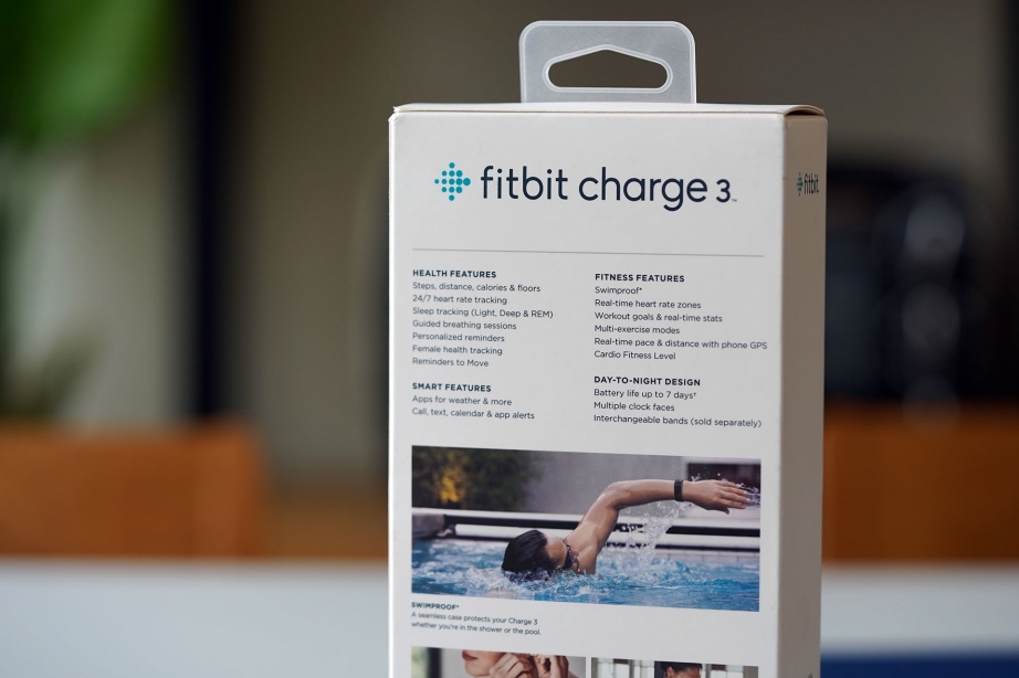 fitbit-charge-3-unboxing-pic3.jpg
