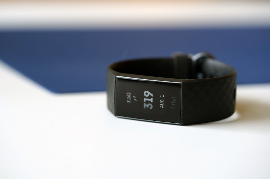 fitbit-charge-3-unboxing-pic7.jpg