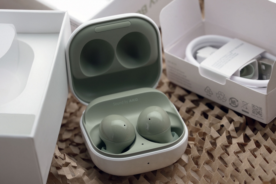 samsung-galaxy-buds2-unboxing-pic3.jpg