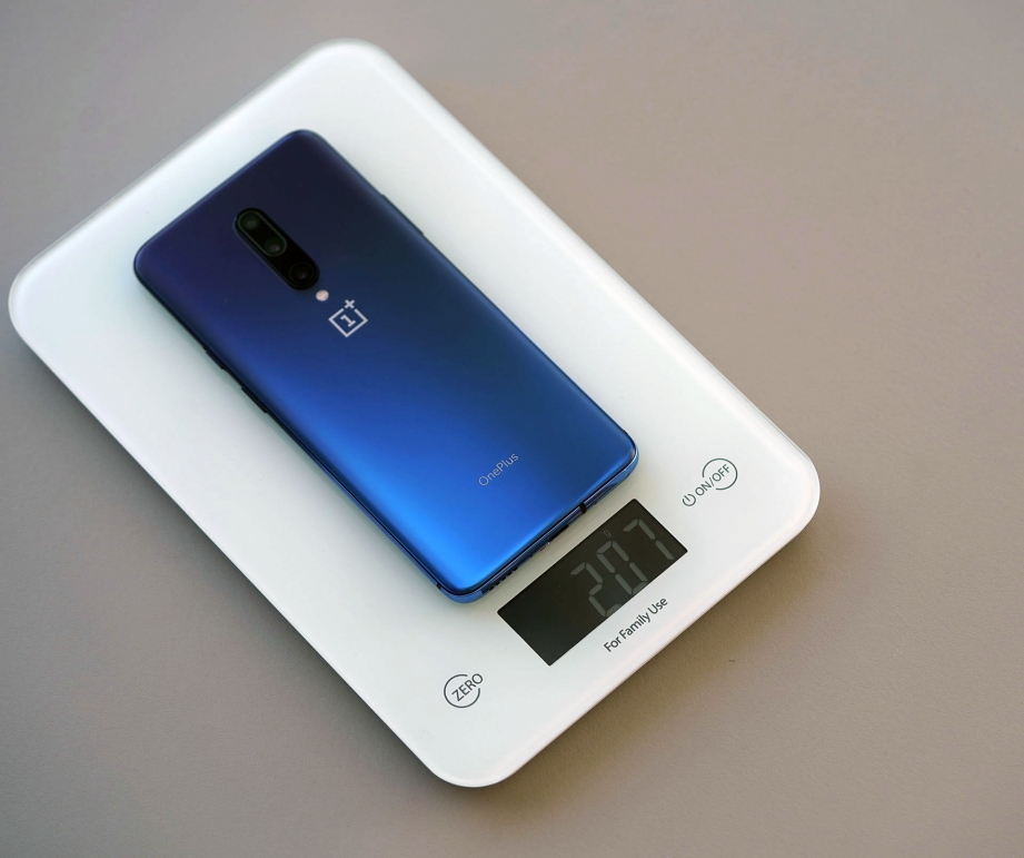 oneplus-7-pro-unboxing-pic9.jpg