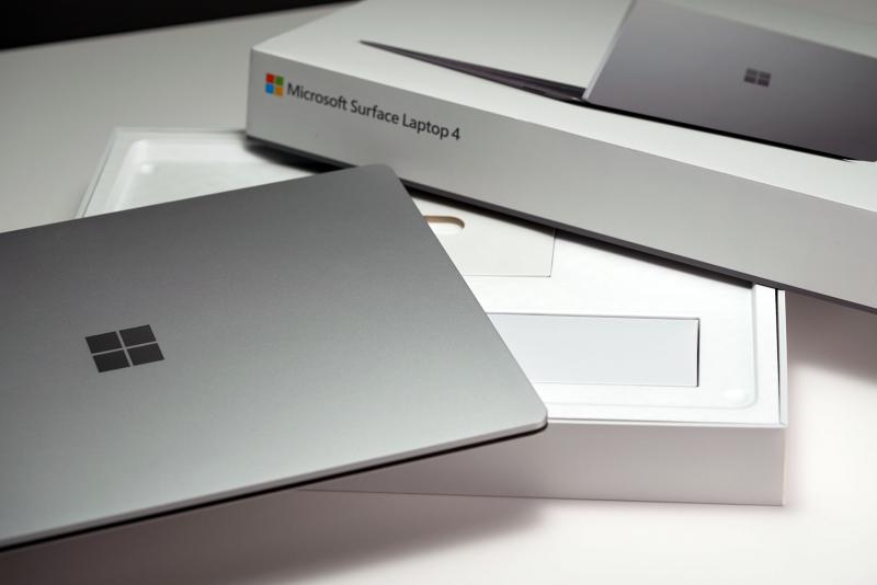 microsoft-surface-laptop-4-unboxing-pic3.jpg