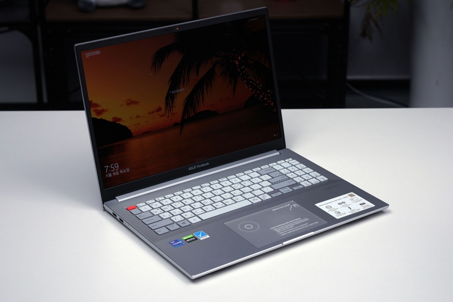 asus-vivobook-pro-16x-oled-preview-pic3.jpg