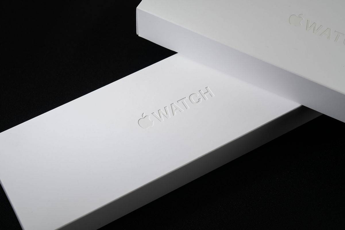 apple-watch-series-10-unboxing-pic4.jpg