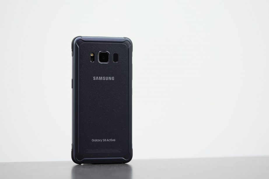 samsung-galaxy-s8-active-unboxing-pic18.jpg