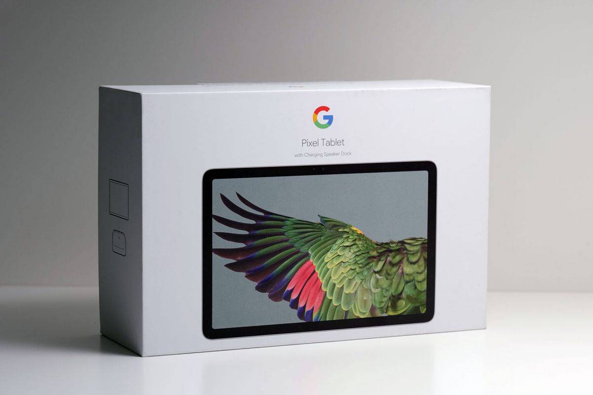google-pixel-tablet-unboxing-pic1.jpg