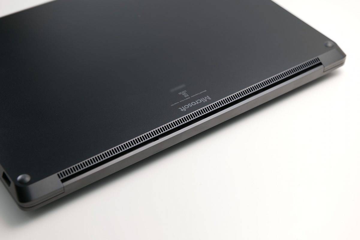 microsoft-surface-laptop-5-unboxing-pic4.jpg