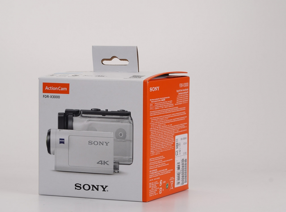 sony-fdr-x3000-unboxing-pic1.jpg