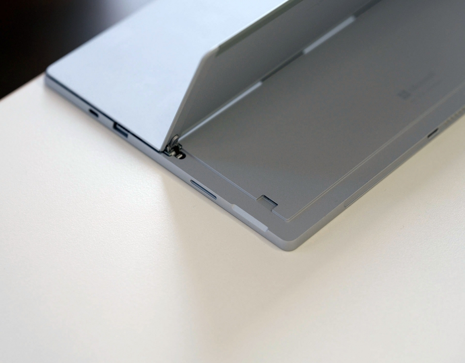 microsoft-surface-pro-7-unboxing-pic10.jpg