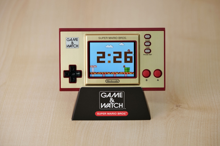 nintendo_game_and_watch_mario_unboxing_pic6.jpg