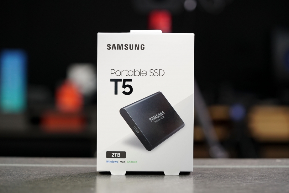 samsung-portable-ssd-t5-unboxing-pic1.jpg
