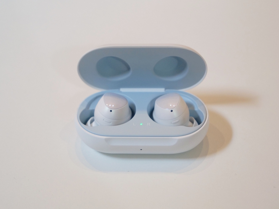 samsung-galaxy-buds-unboxing-pic2.jpg