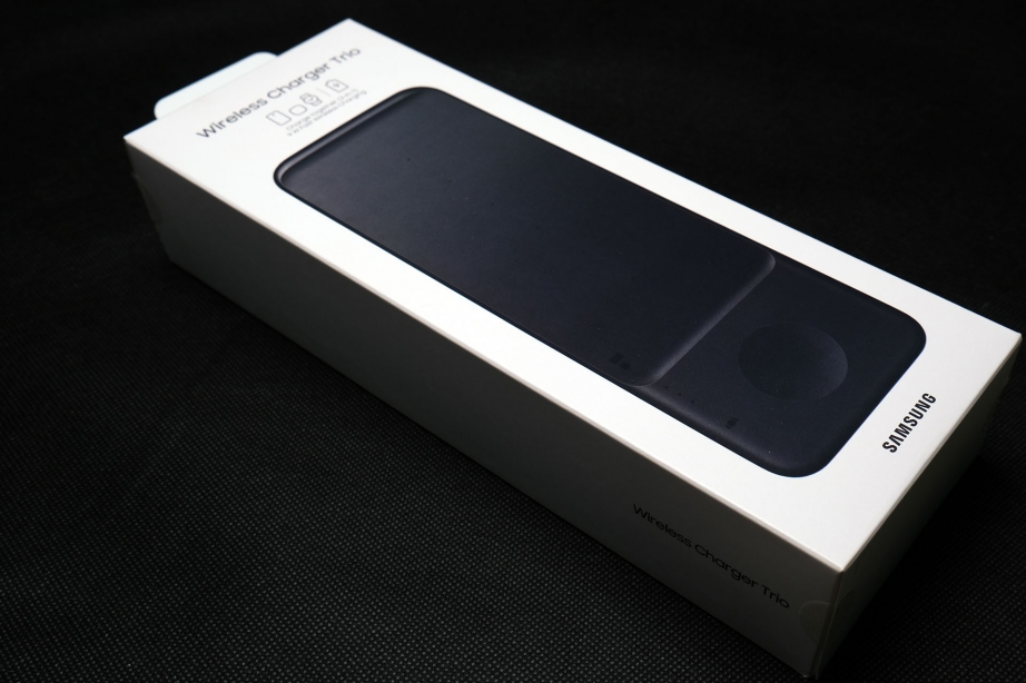 samsung-wireless-charger-trio-unboxing-pic6.jpg