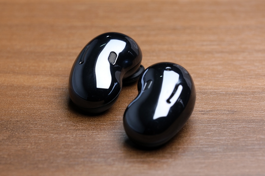 samsung-galaxy-buds-live-unboxing-pic5.jpg