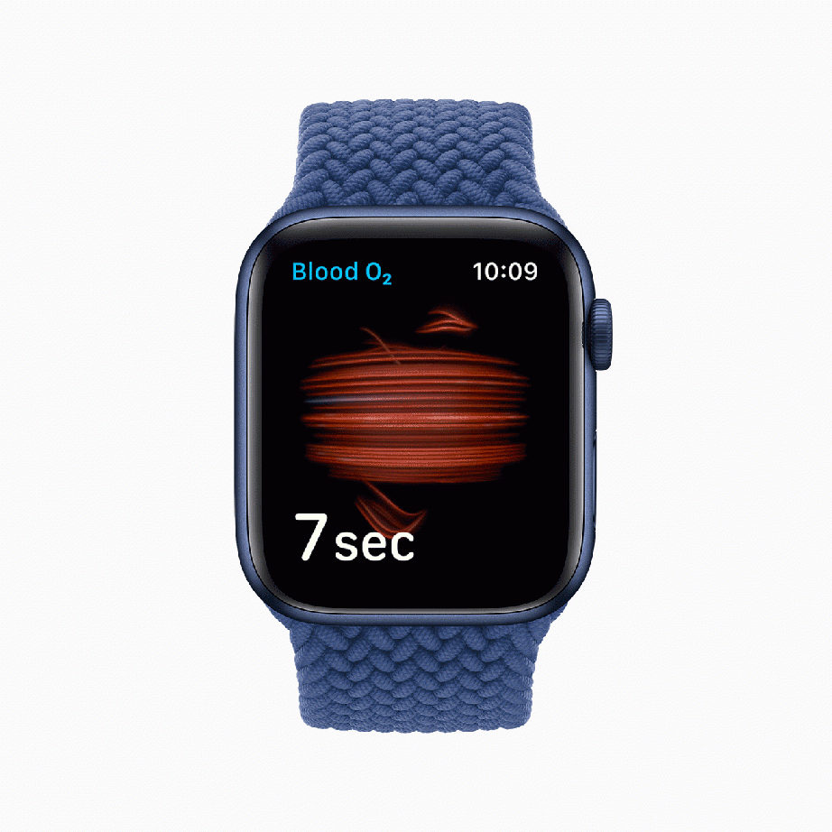 Apple_watch-series-6-Aluminum-blue-case-blood-oxygen-animation_09152020.gif