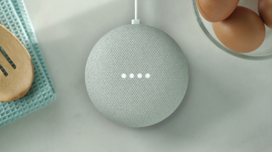 Google-Home-Mini-in-pictures (1).jpg