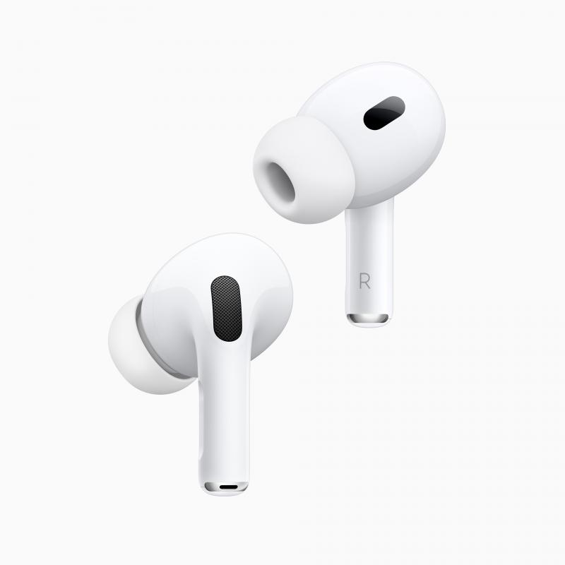 Apple-AirPods-Pro-2nd-gen-l-and-r-220907.jpg