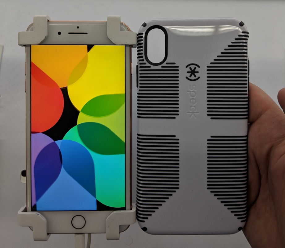 iPhone-8-Plus-vs.-6.5-inch-iPhone-Xs-Max-case.jpg