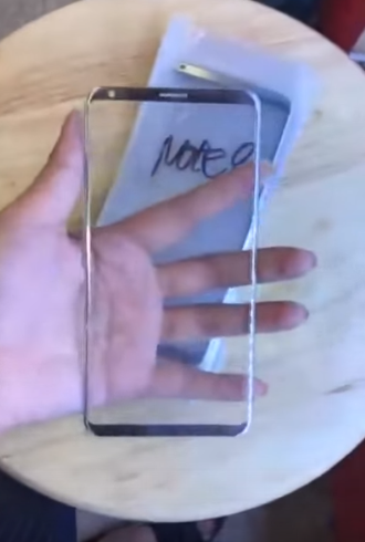 2017-05-26 12_16_22-Alleged Galaxy Note 8 front panel leaks out - YouTube.png