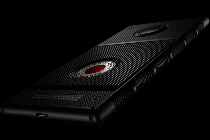RED-Hydrogen-Ones-release-date-on-Verizon-and-AT-T-gets-delayed.jpg