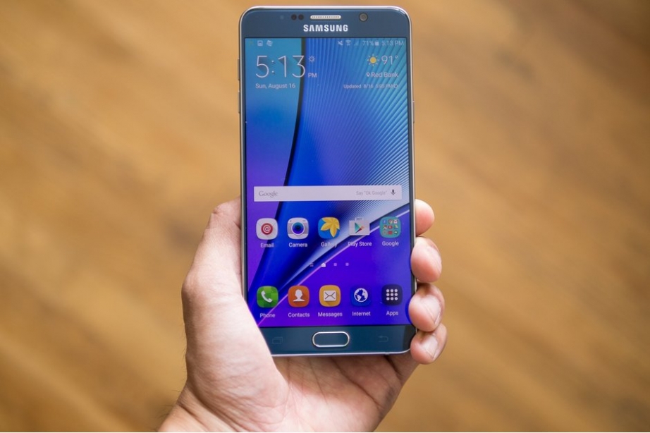 No-more-monthly-security-updates-for-Samsung-Galaxy-Note-5-and-S6-Edge.jpg