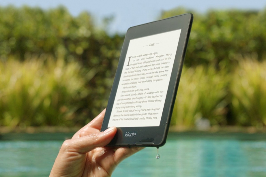 The-all-new-waterproof-Kindle-Paperwhite-drops-to-lowest-price-to-date-at-Amazon-deal-ends-today.jpg