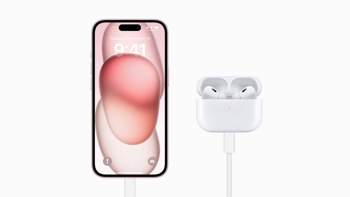 Apple-AirPods-Pro-2nd-gen-USB-C-connection-demo-230912.jpg